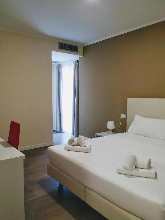 Verona Enjoy بيت ضيافة